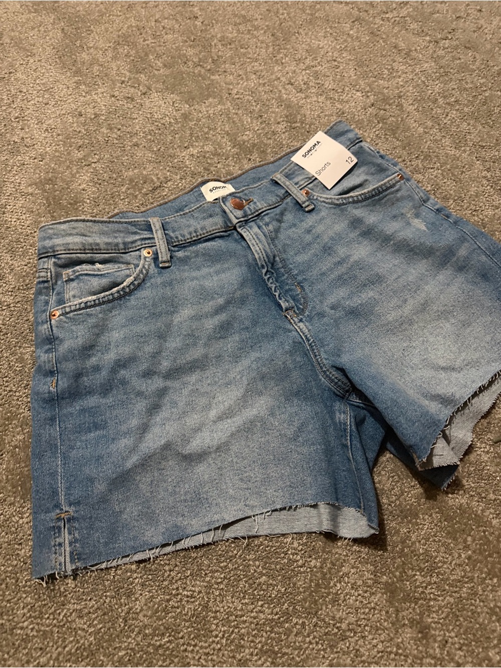NWT Sonoma women’s denim shorts light wash worn look super soft size 12